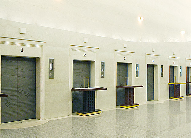 火葬炉ホール